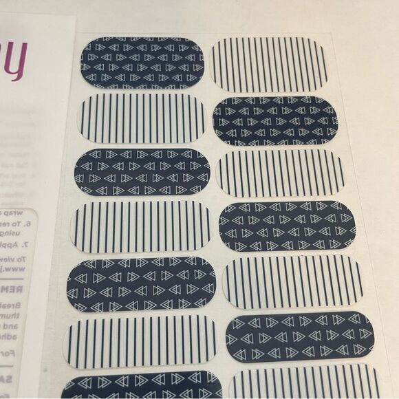 Jamberry Free Spirit Full Sheet Nail Wraps 88W3 - Picture 7 of 11